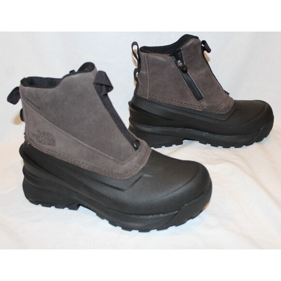 The North Face Chilkat V Lace Up Waterproof Boots Gray Black Men 7 Women 8 NIB main image 6